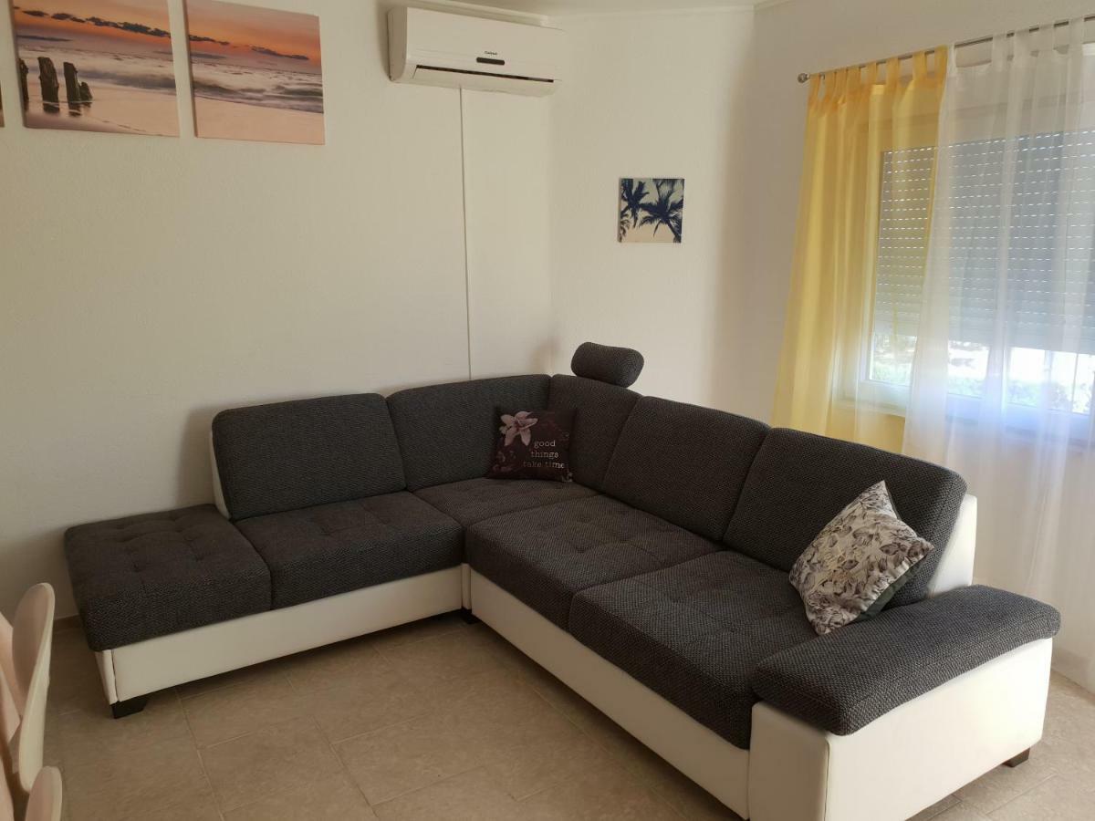 Apartma Jelka Novigrad Istria Exteriér fotografie