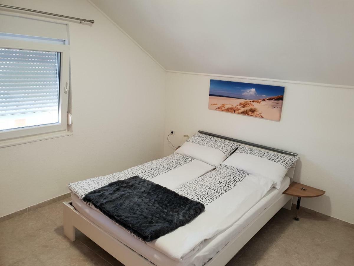 Apartma Jelka Novigrad Istria Exteriér fotografie